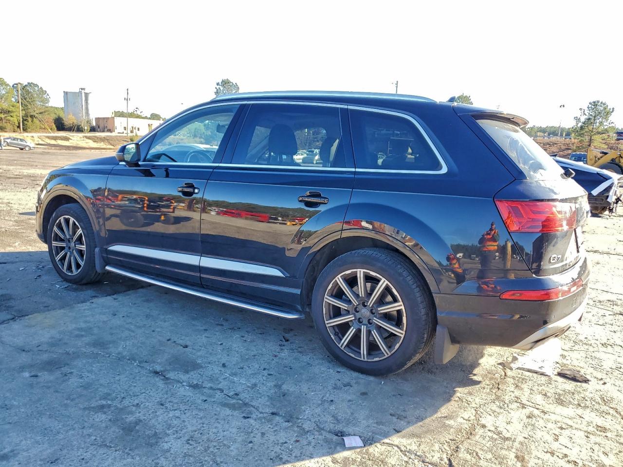 Audi Q7 Prestige Image 13