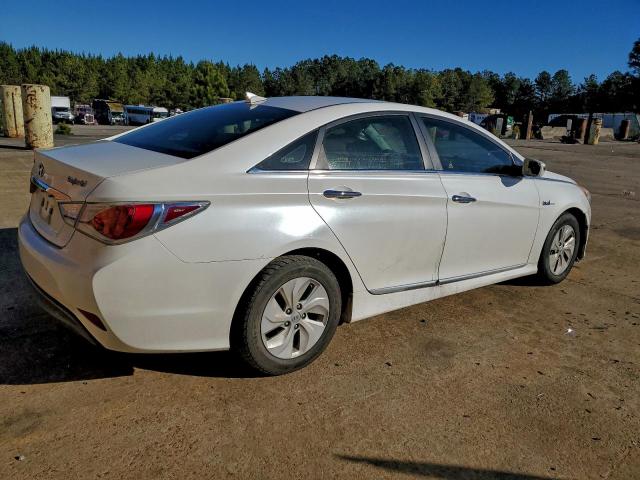 Hyundai SONATA Hybrid Image 4