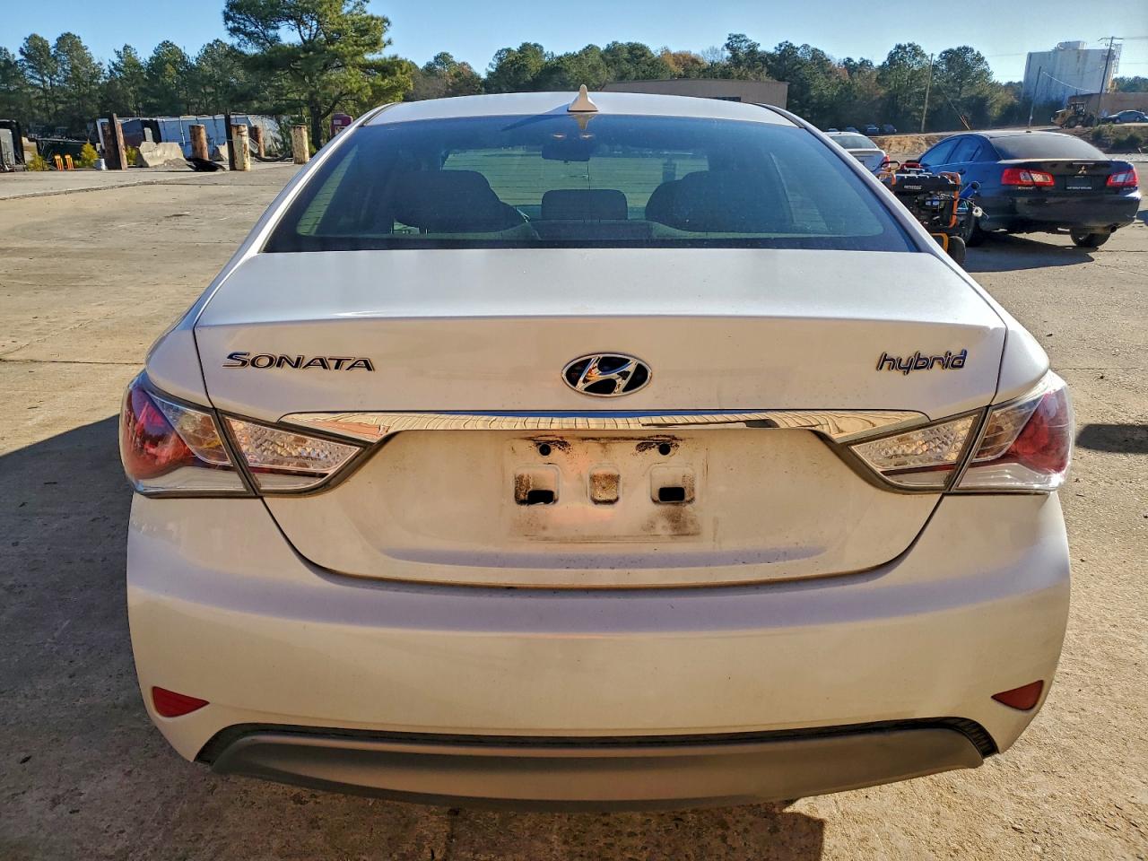 Hyundai SONATA Hybrid Image 7