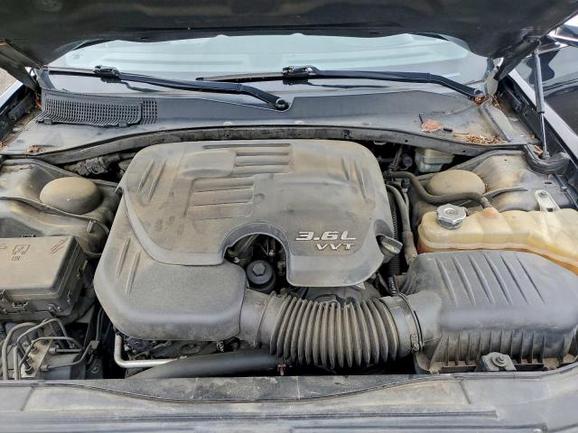 Chrysler 300 Image 10