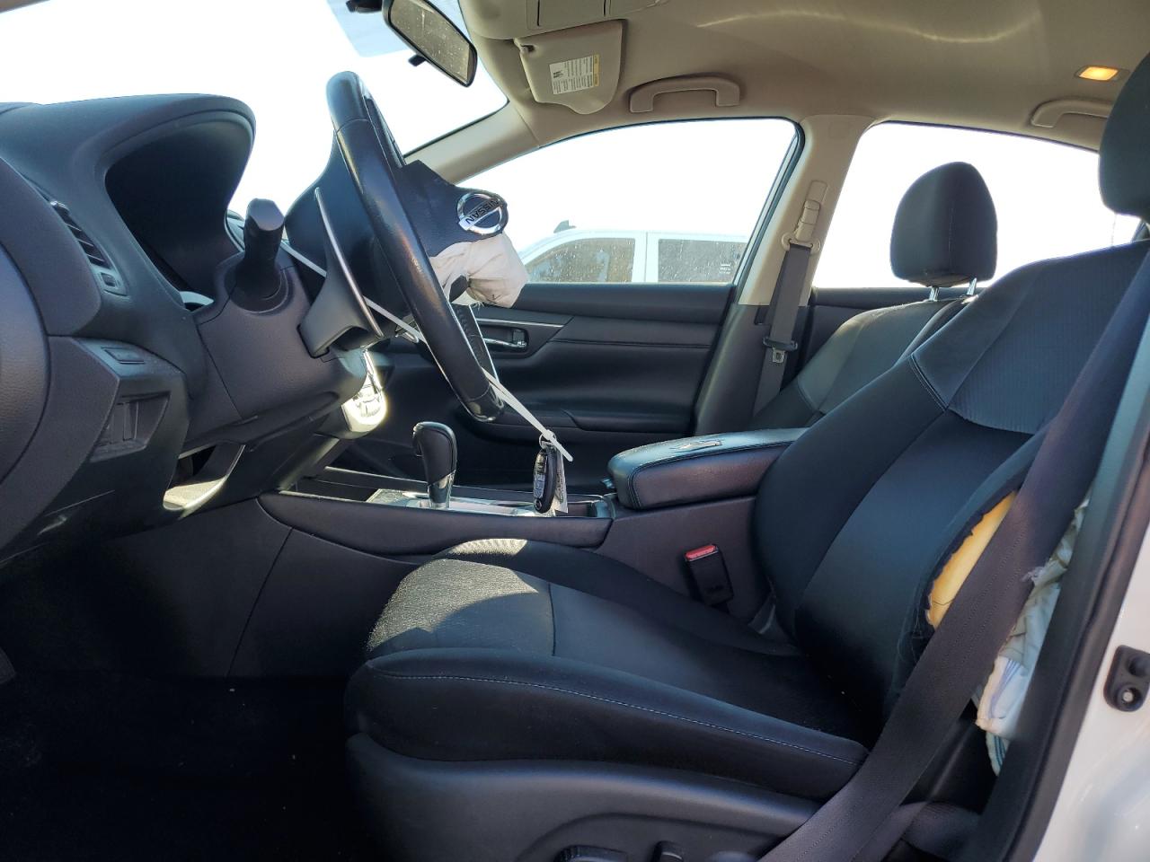 Nissan Altima 2.5 Image 11