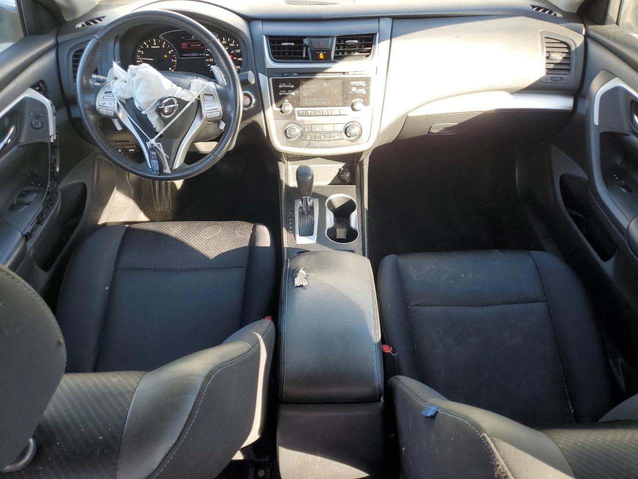 Nissan Altima 2.5 Image 6