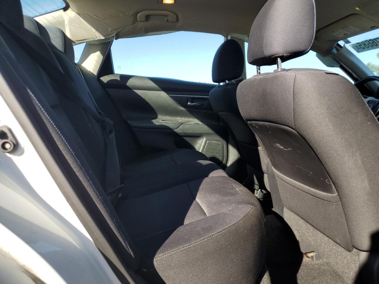 Nissan Altima 2.5 Image 8