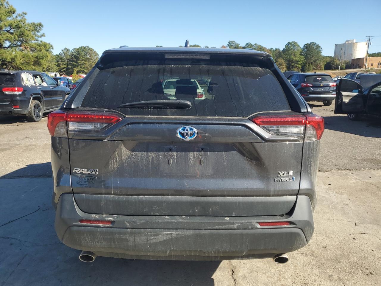 Toyota RAV4 Xle Image 5