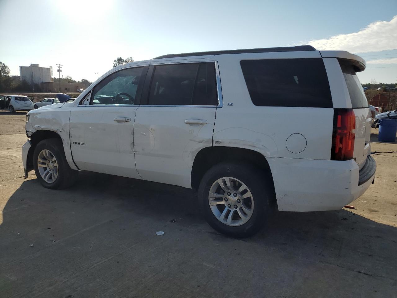 Chevrolet Tahoe C1500 Ls Image 2