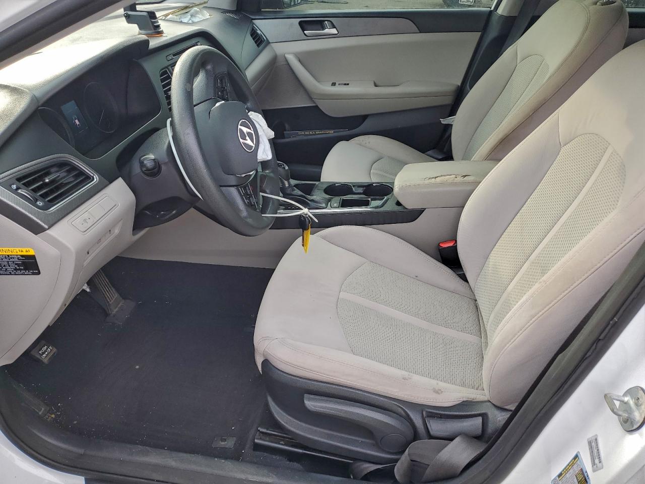 Hyundai SONATA Se Image 9