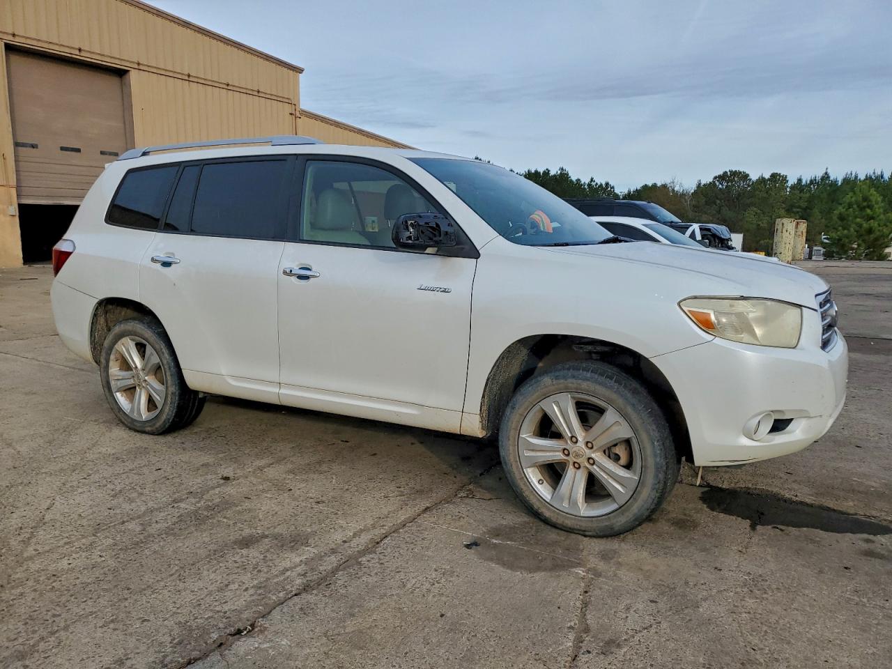 Toyota Highlander Limited Image 8