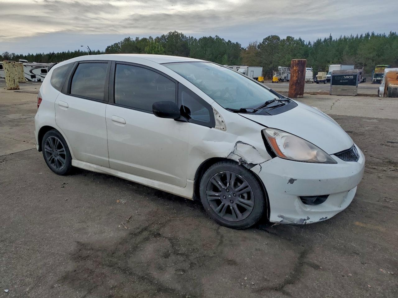 Honda Fit Sport Image 9