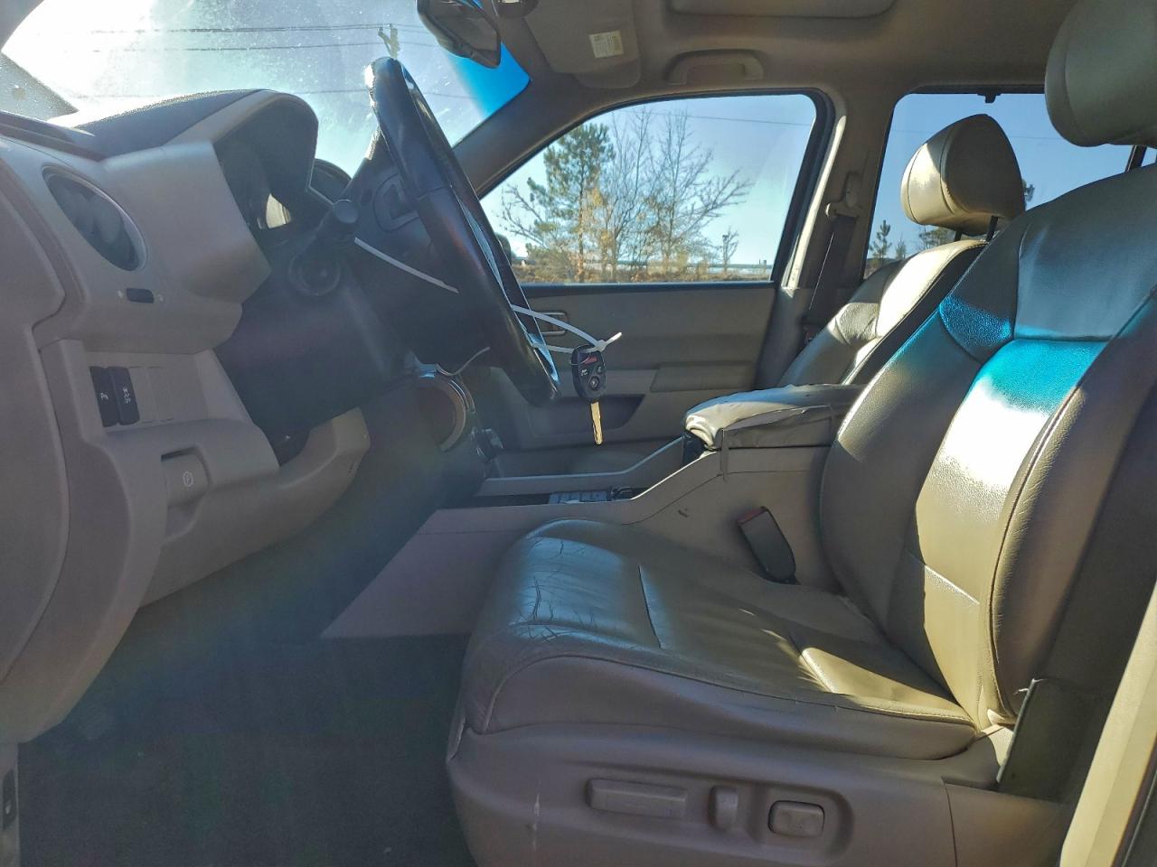 Honda Pilot Touring Image 9