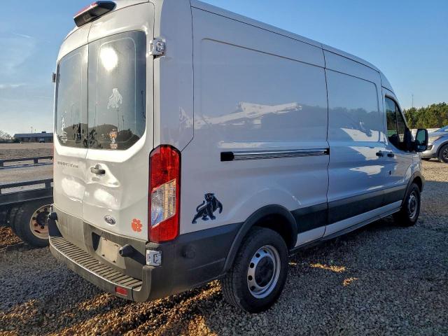 Ford Transit T-250 Image 2