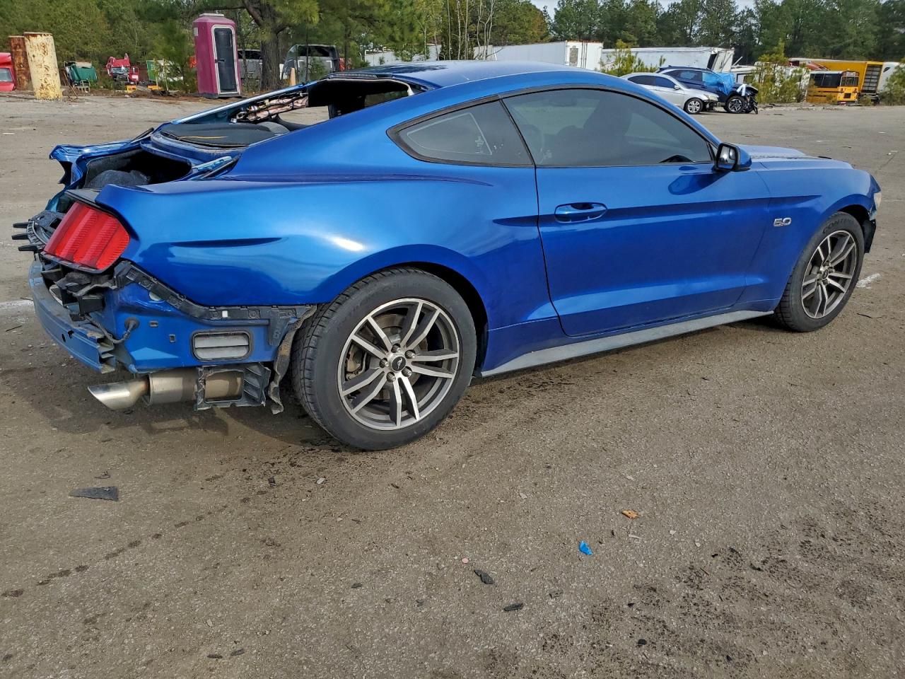 Ford Mustang Gt Image 2