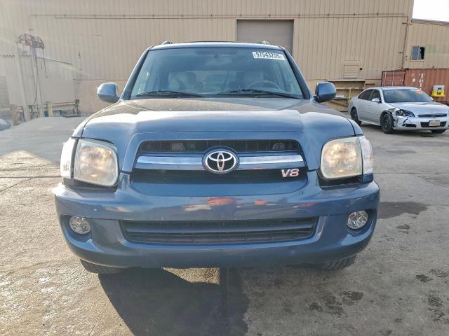 Toyota Sequoia Limited Image 3