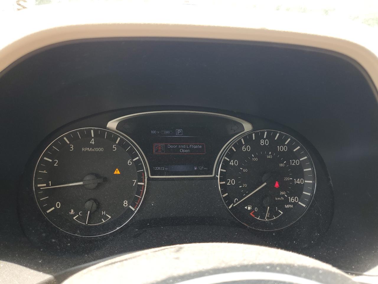 Nissan Pathfinder S Image 2