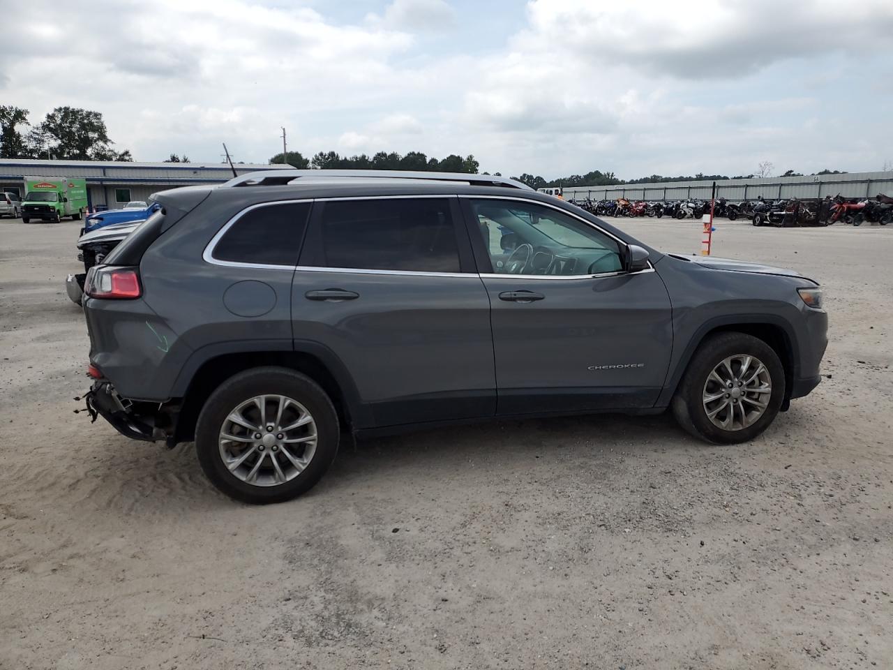 Jeep Grand Cherokee Latitude Lux Image 2