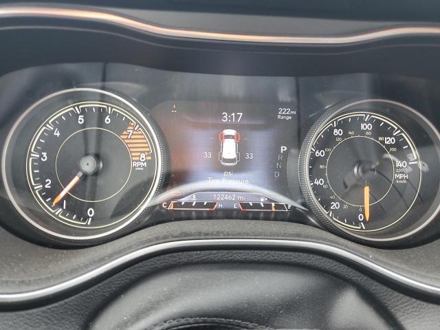 Jeep Grand Cherokee Latitude Lux Image 6