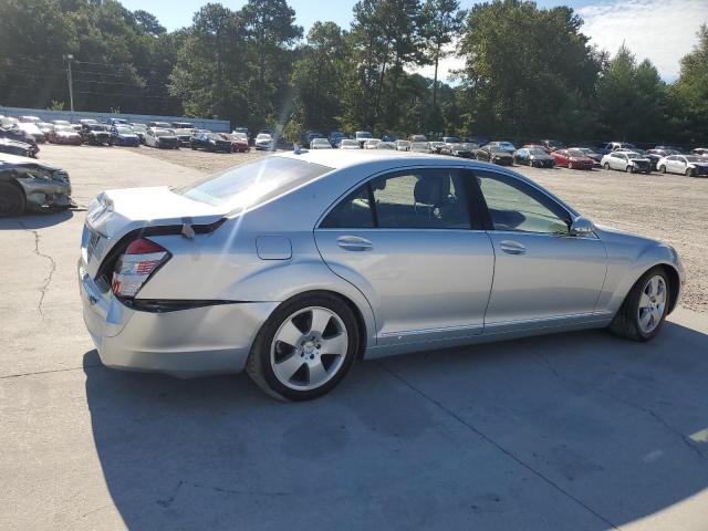 Mercedes-Benz S-Class 550 Image 3