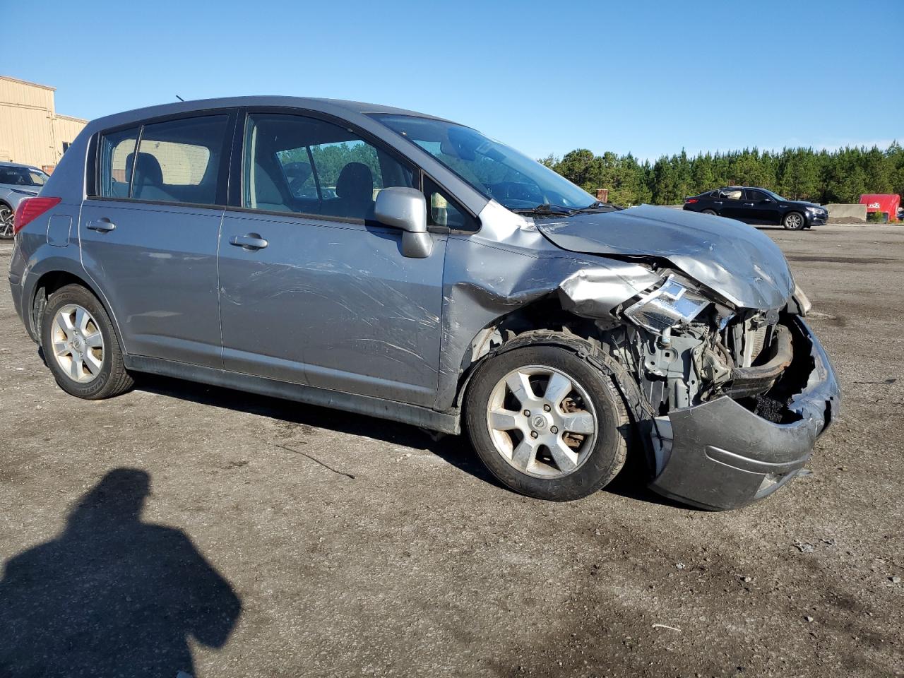 Nissan Versa S Image 11