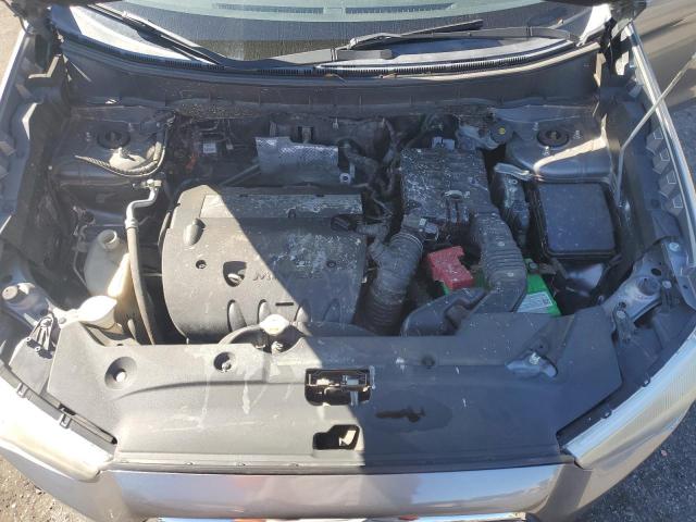 Mitsubishi Outlander Se Image 8