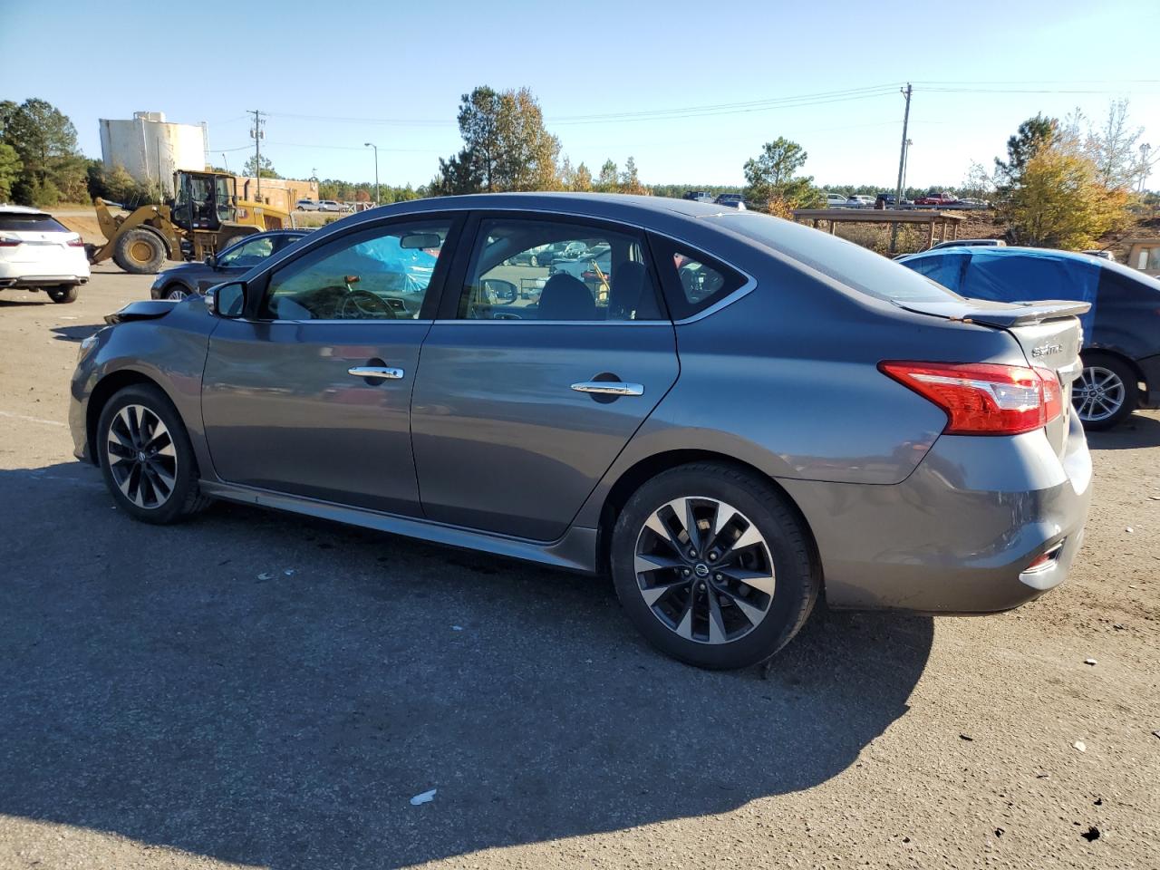 Nissan Sentra S Image 3