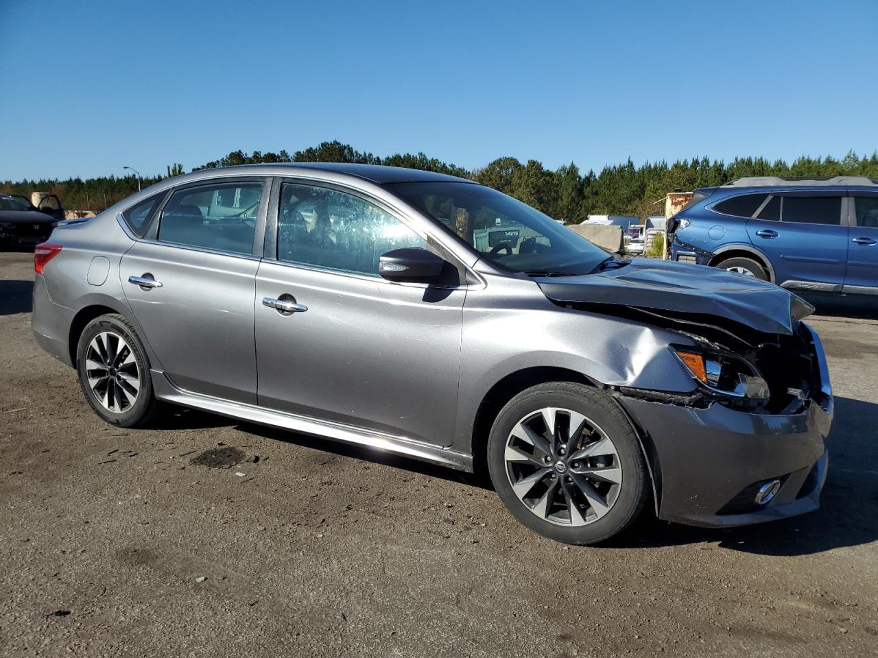 Nissan Sentra S Image 4