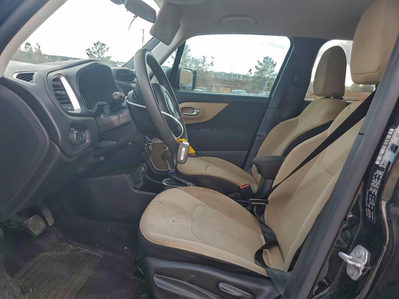 Jeep Renegade Sport Image 12