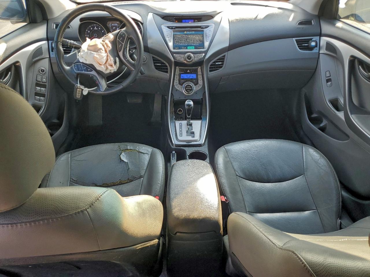 Hyundai ELANTRA Gls Image 7