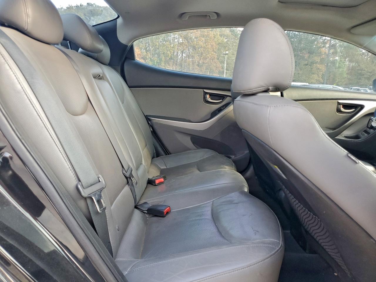 Hyundai ELANTRA Gls Image 8