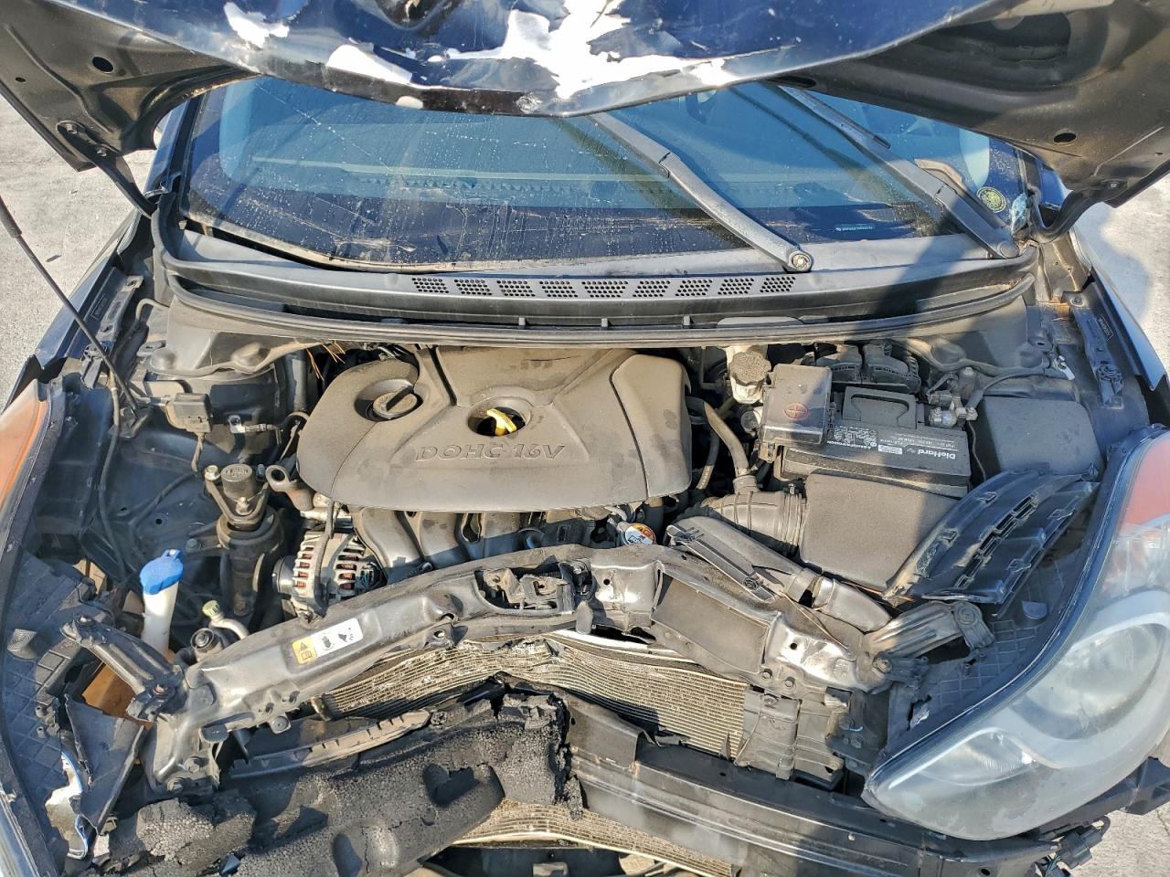 Hyundai ELANTRA Gls Image 9