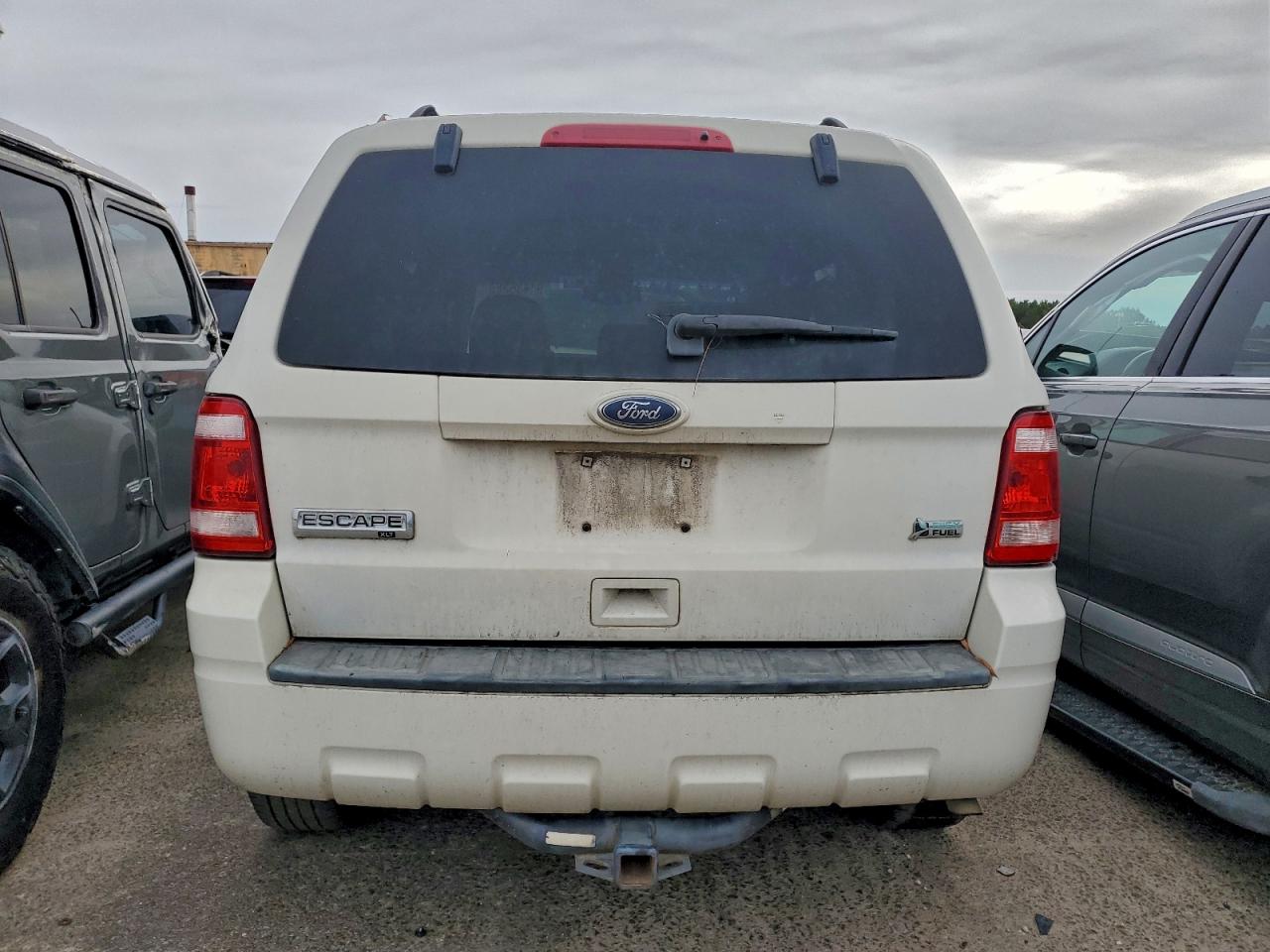 Ford Escape Xlt Image 9