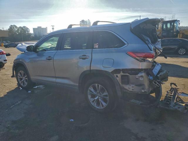 Toyota Highlander Xle Image 3