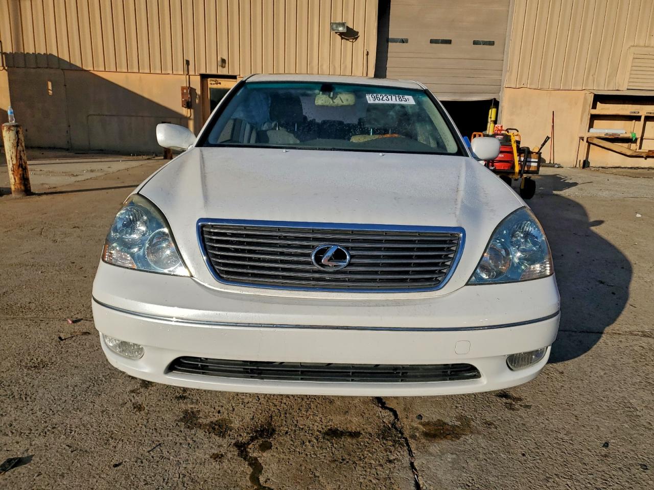 Lexus LS 430 Image 2