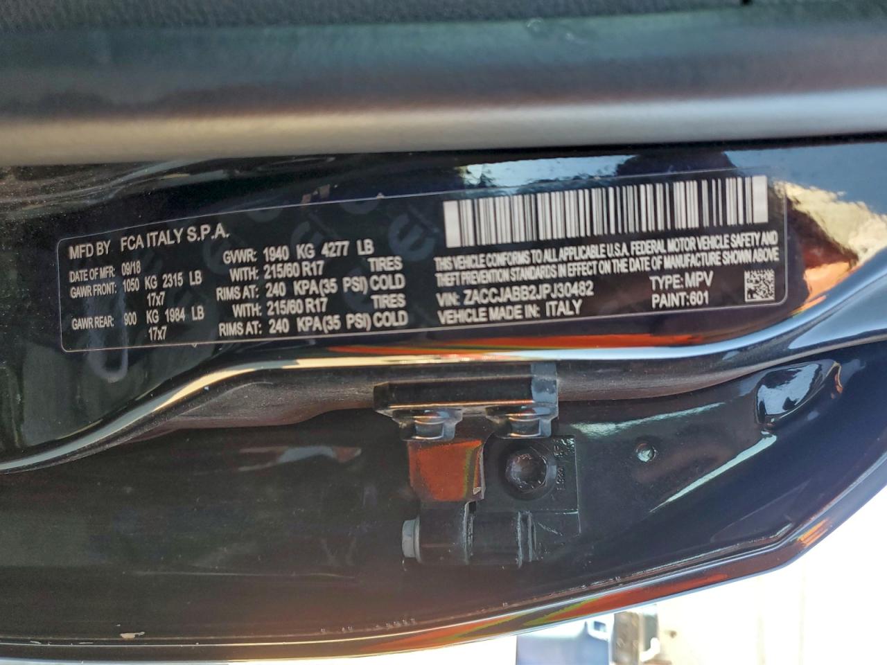 Jeep Renegade Latitude Image 3