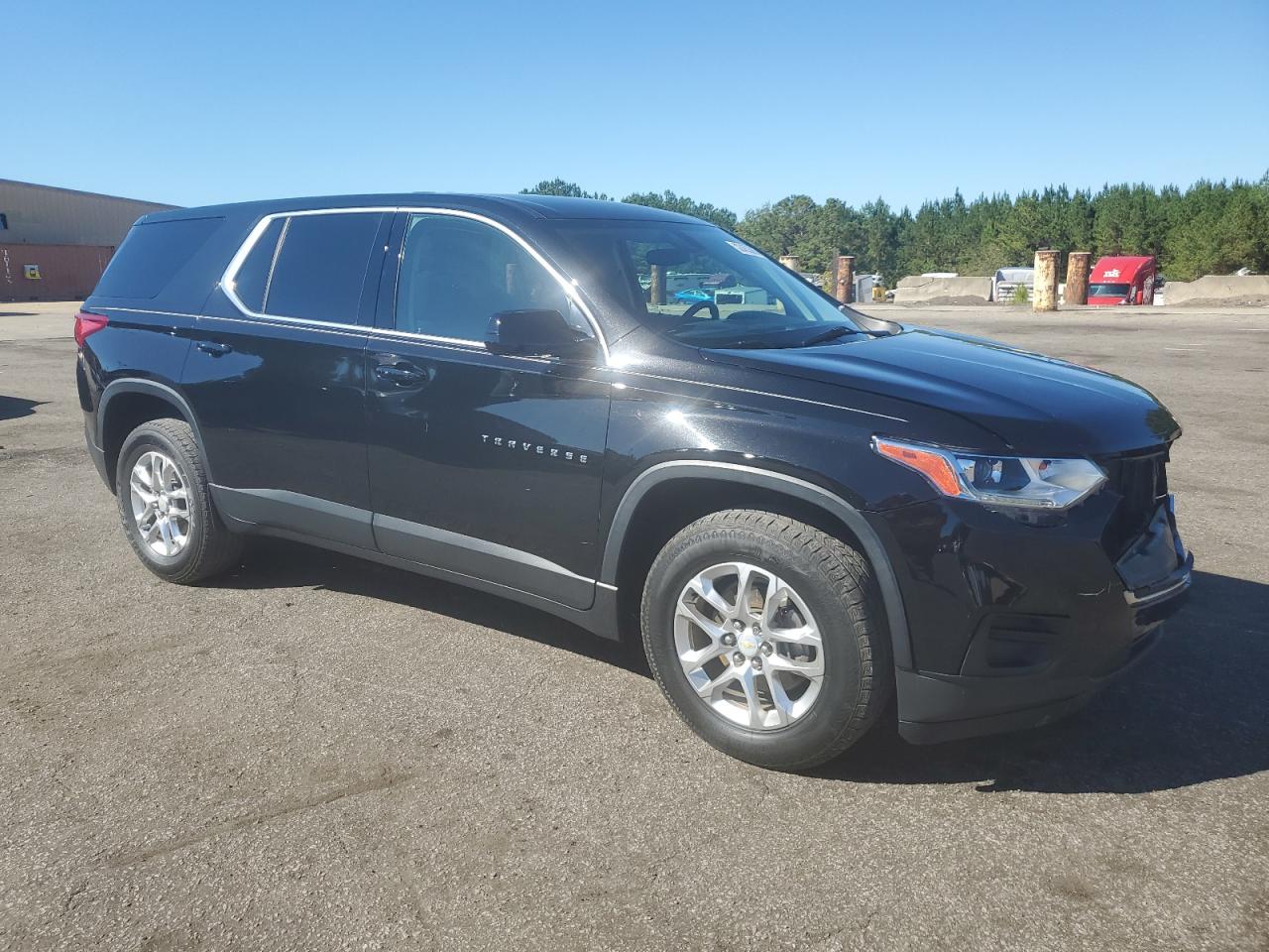 Chevrolet Traverse Ls Image 12