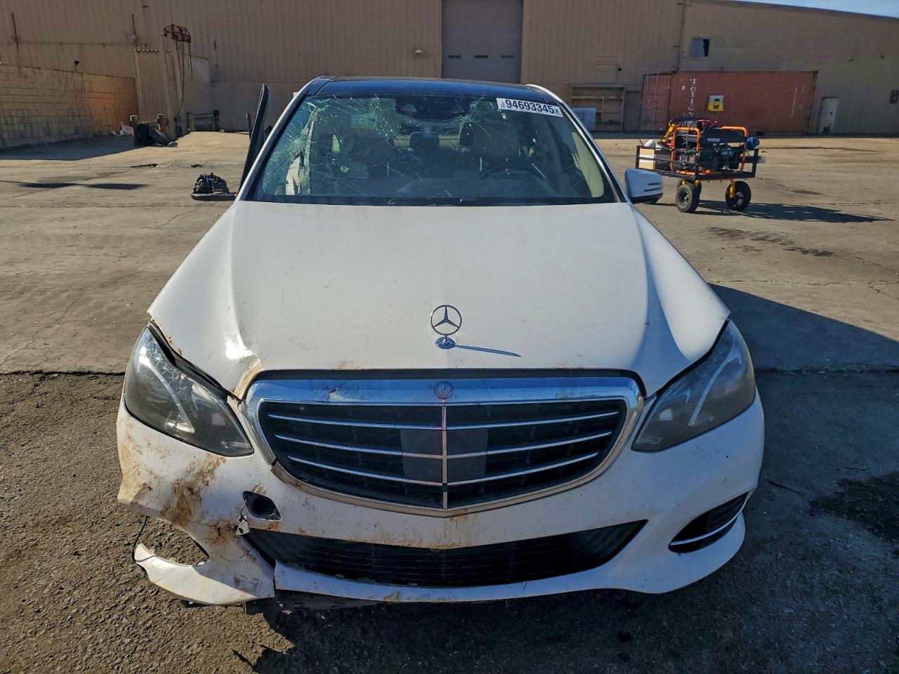 Mercedes-Benz E-Class 350 Image 11