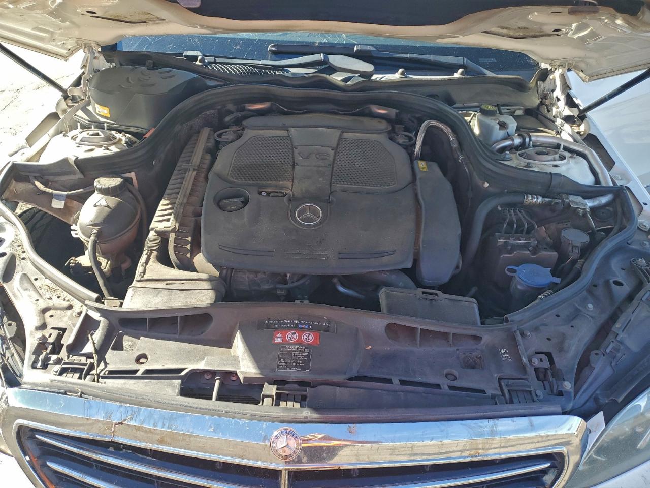 Mercedes-Benz E-Class 350 Image 8