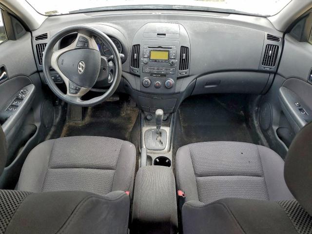 Hyundai ELANTRA Gls Image 11