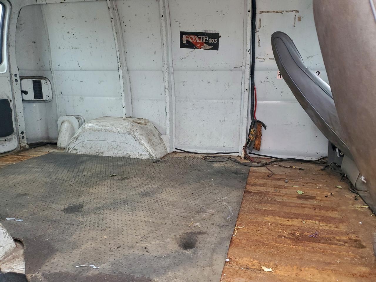 Dodge B Series B1500 Image 10