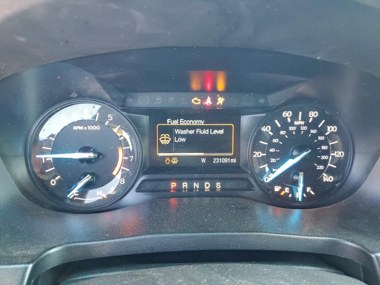 Ford Explorer Xlt Image 8