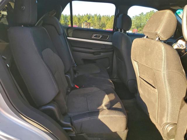 Ford Explorer Xlt Image 2