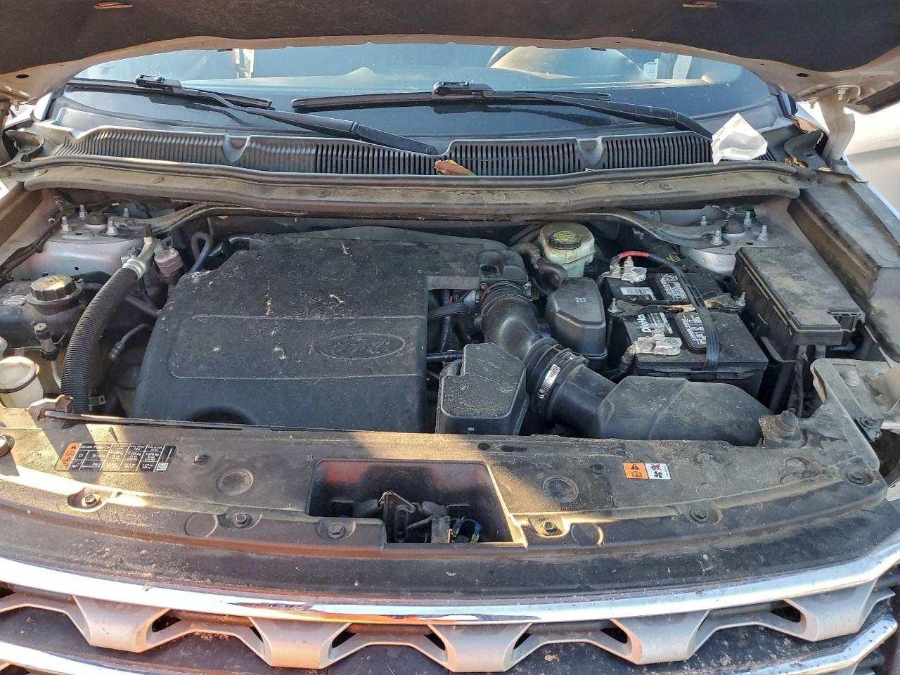 Ford Explorer Xlt Image 3