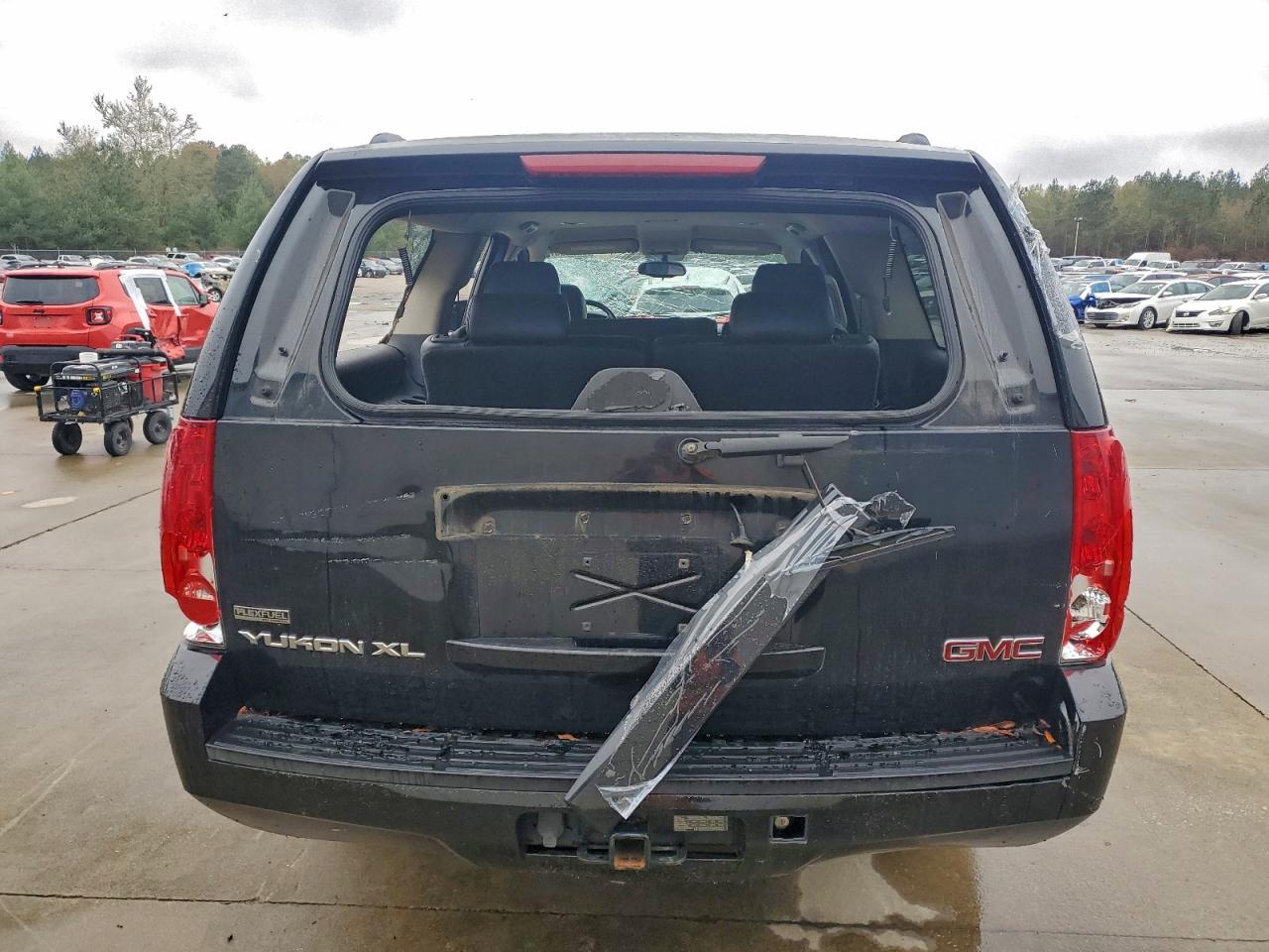 GMC Yukon K1500 Sle Image 3