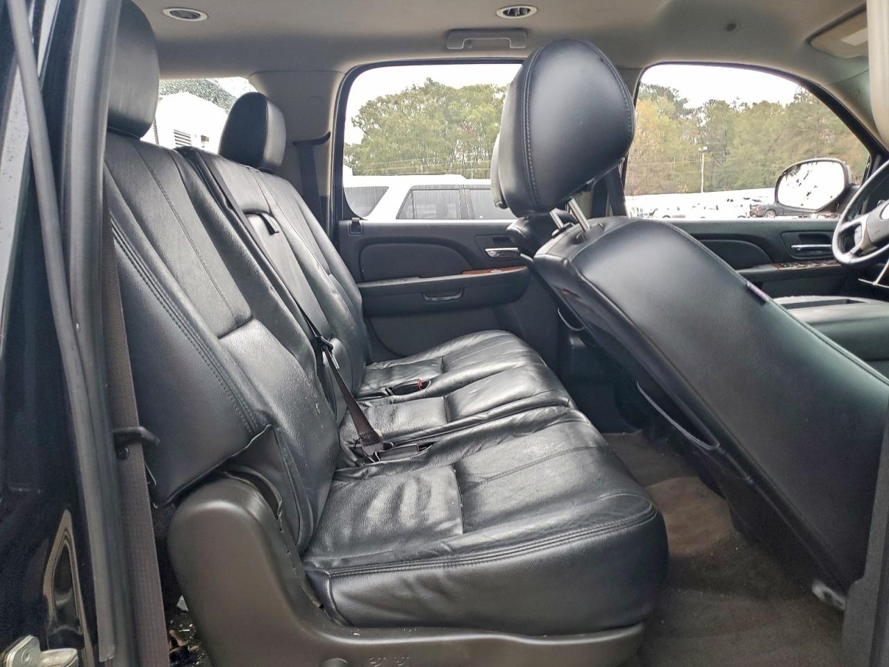 GMC Yukon K1500 Sle Image 14