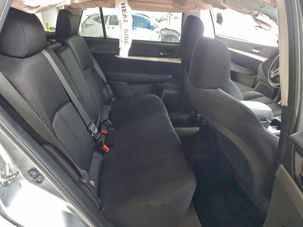 Subaru Outback 2.5i Premium Image 7