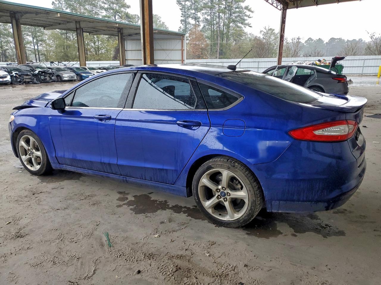 Ford Fusion Se Image 2