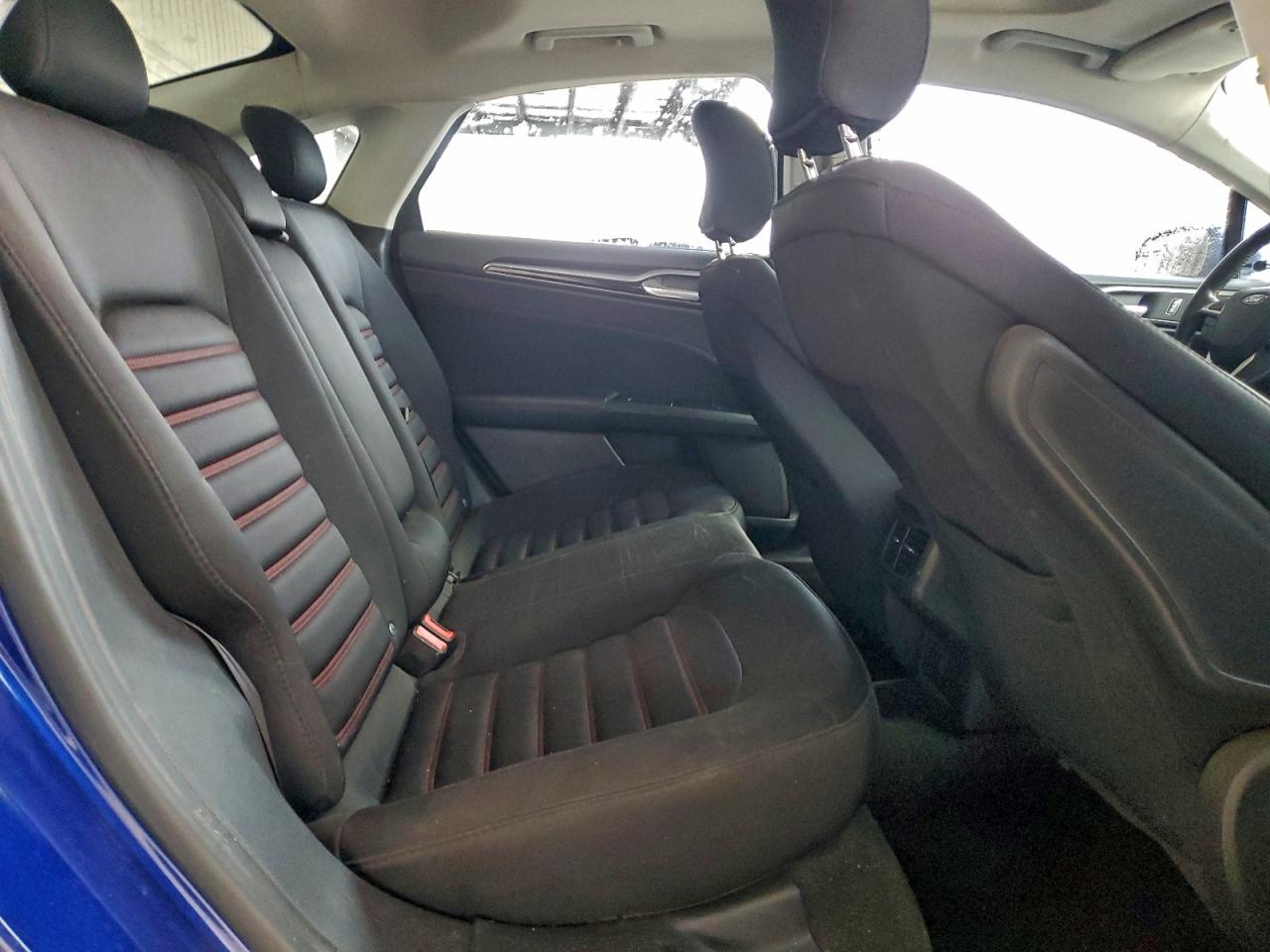 Ford Fusion Se Image 5