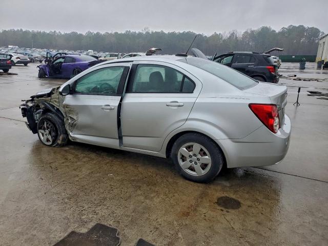 Chevrolet Sonic Ls Image 13