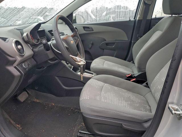 Chevrolet Sonic Ls Image 12