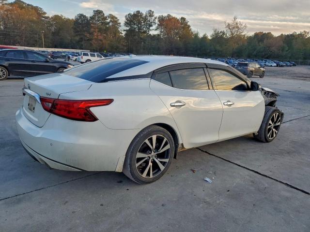 Nissan Maxima 3.5s Image 5