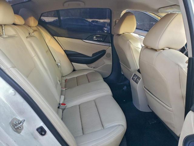 Nissan Maxima 3.5s Image 11