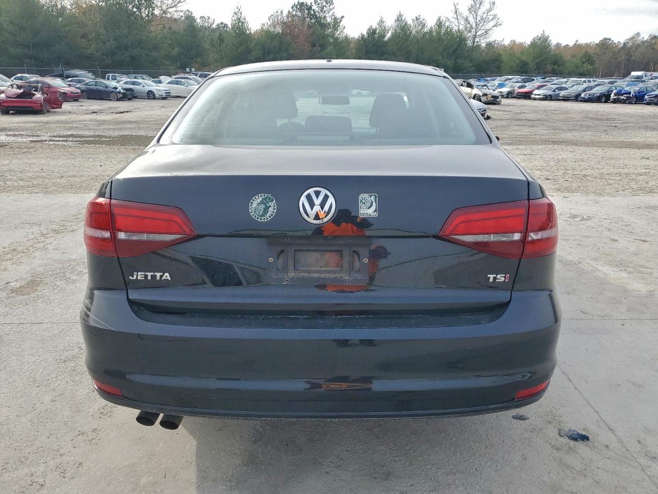 Volkswagen Jetta S Image 6
